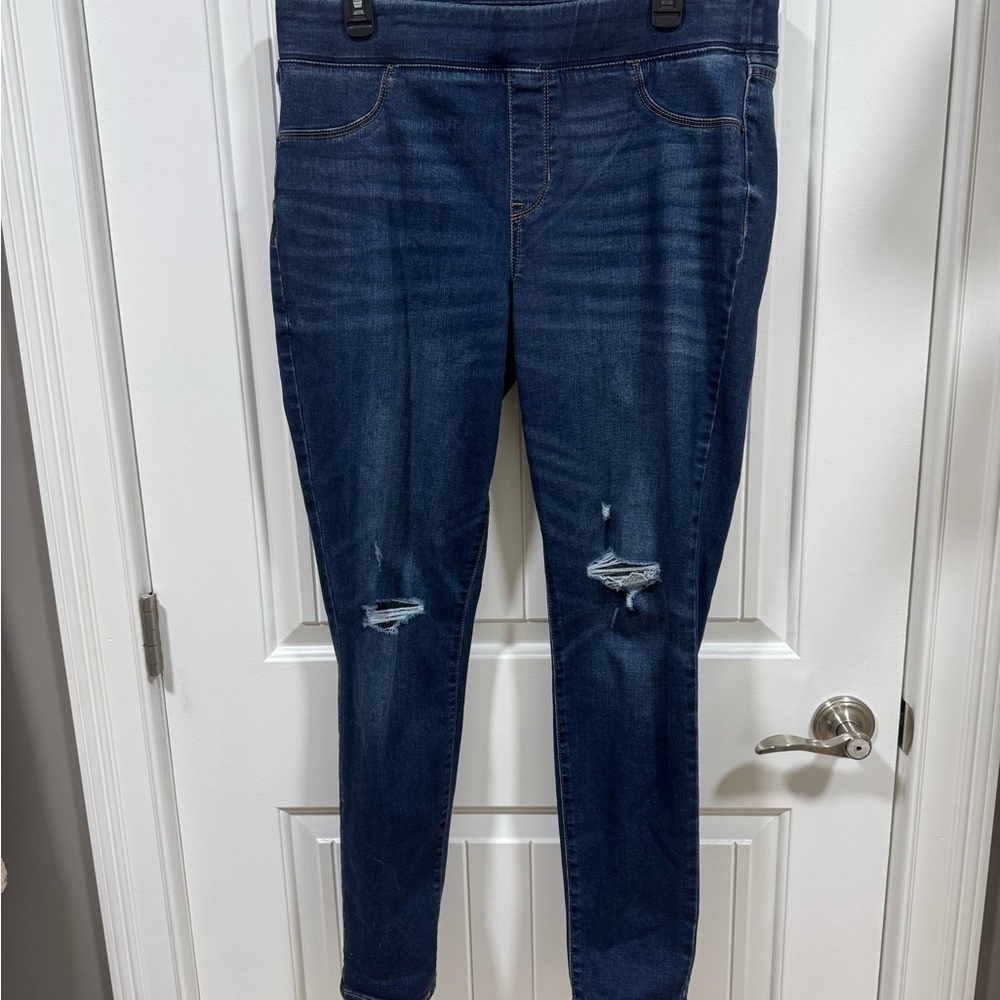 Old Navy distressed jeggings